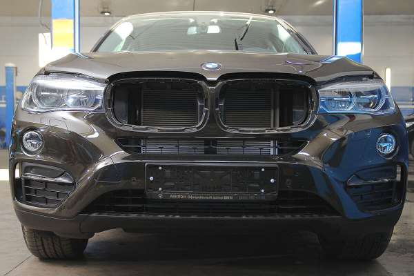 Read more about the article Детальный тюнинг BMW X6 F16